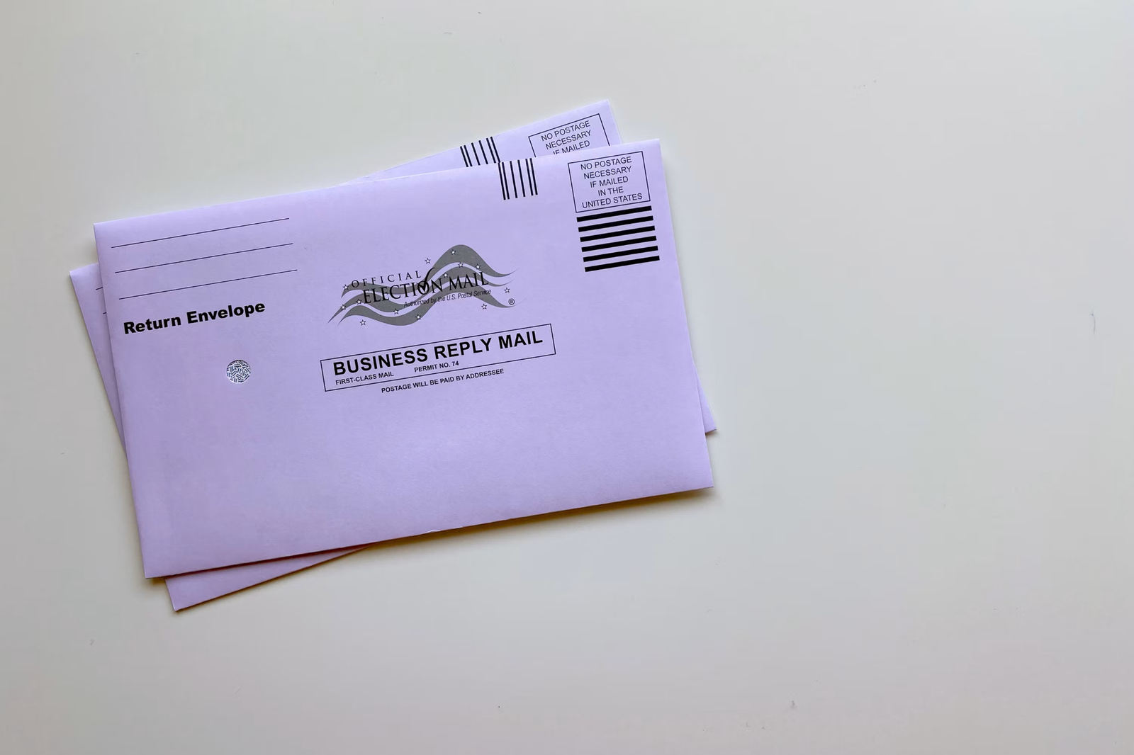 How Printed Newsletters Build Customer Loyalty Through Better Communication