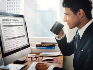 What UK Tradespeople Should Look for in Job Management Software